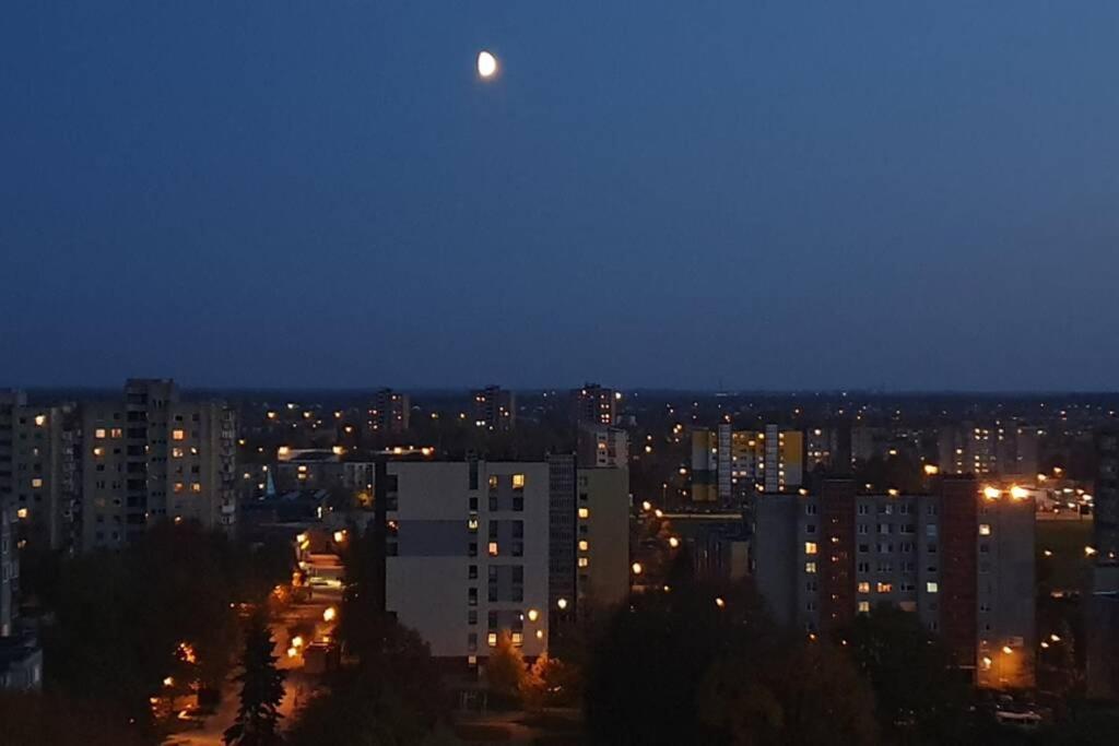 Lyra63 Large 80Sq M Top 14 Floor Šiauliai Buitenkant foto