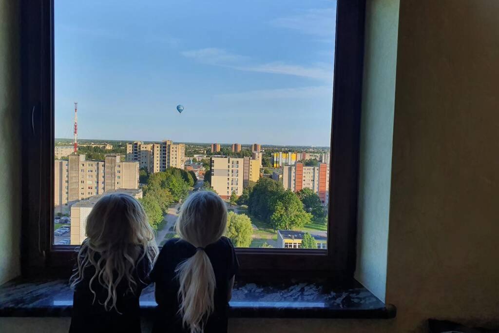 Lyra63 Large 80Sq M Top 14 Floor Šiauliai Buitenkant foto