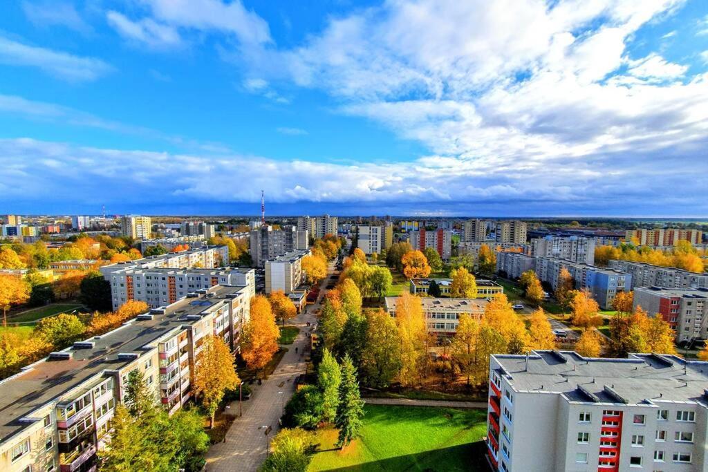 Lyra63 Large 80Sq M Top 14 Floor Šiauliai Buitenkant foto