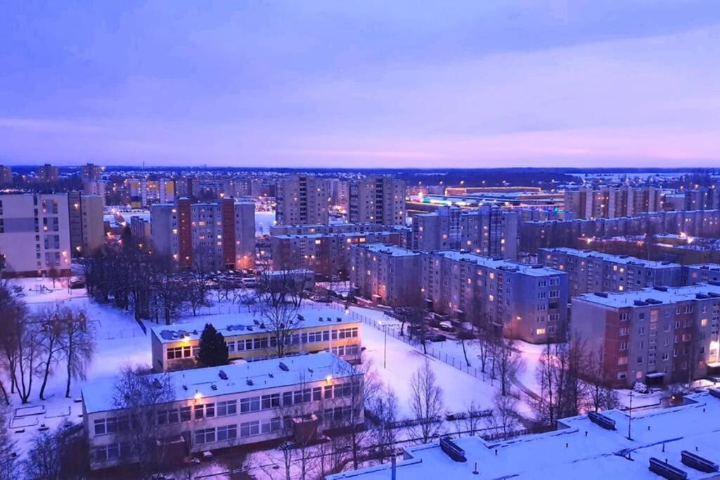 Lyra63 Large 80Sq M Top 14 Floor Šiauliai Buitenkant foto
