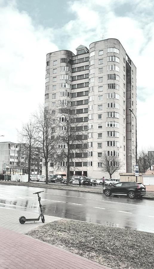 Lyra63 Large 80Sq M Top 14 Floor Šiauliai Buitenkant foto