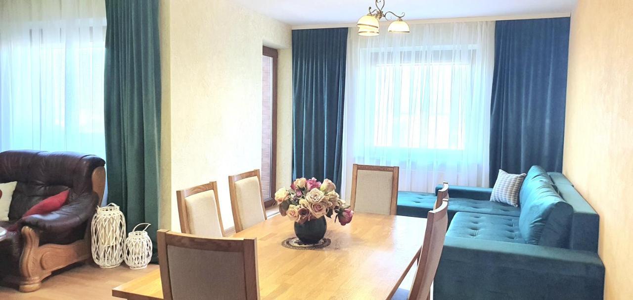 Lyra63 Large 80Sq M Top 14 Floor Šiauliai Buitenkant foto