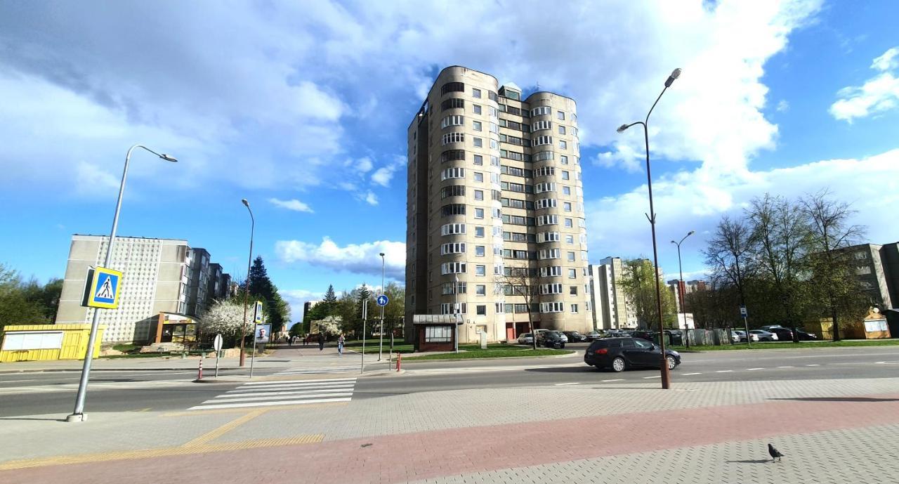 Lyra63 Large 80Sq M Top 14 Floor Šiauliai Buitenkant foto