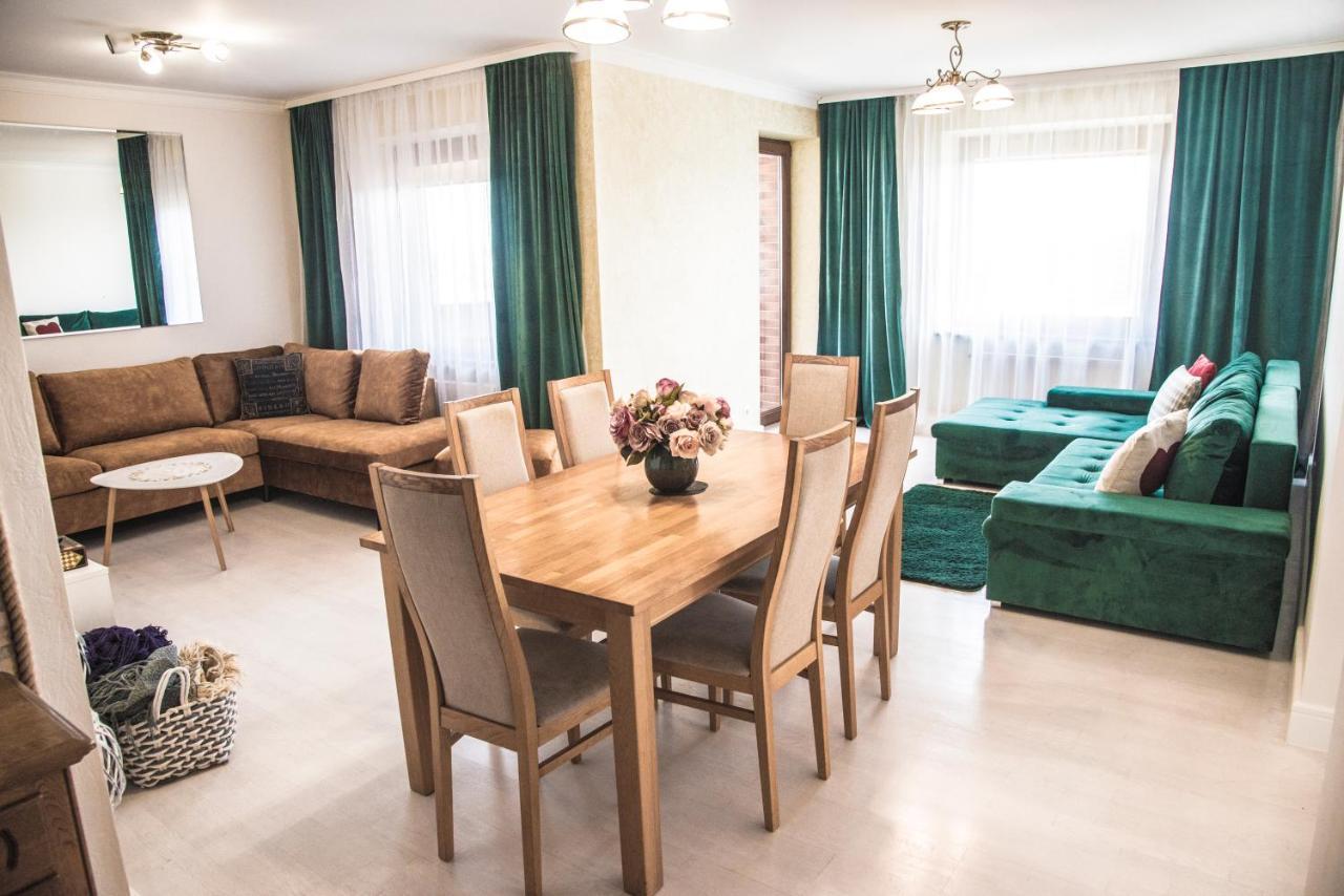 Lyra63 Large 80Sq M Top 14 Floor Šiauliai Buitenkant foto