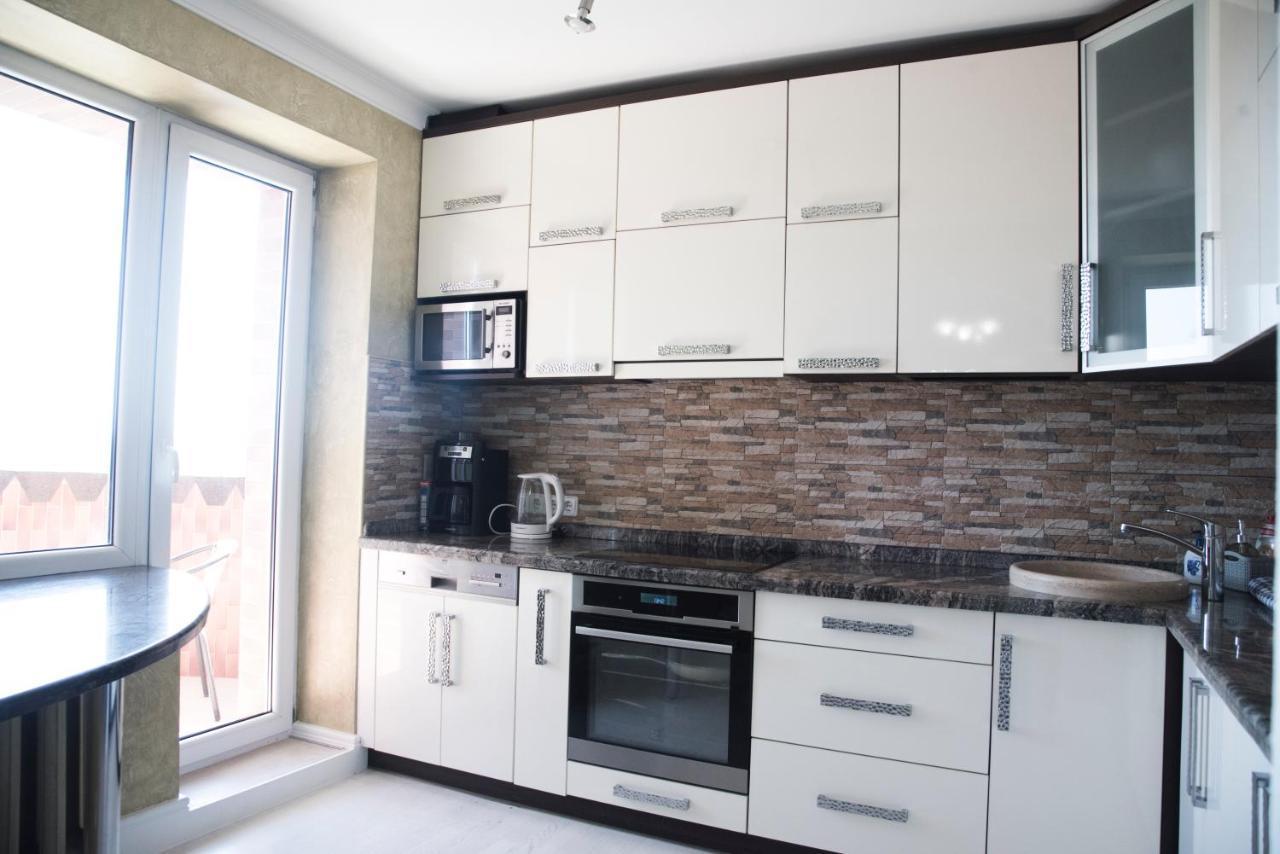 Lyra63 Large 80Sq M Top 14 Floor Šiauliai Buitenkant foto